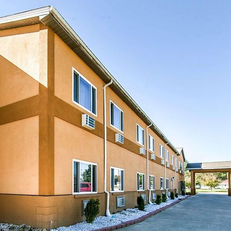 Quality Inn Seaman Exterior foto