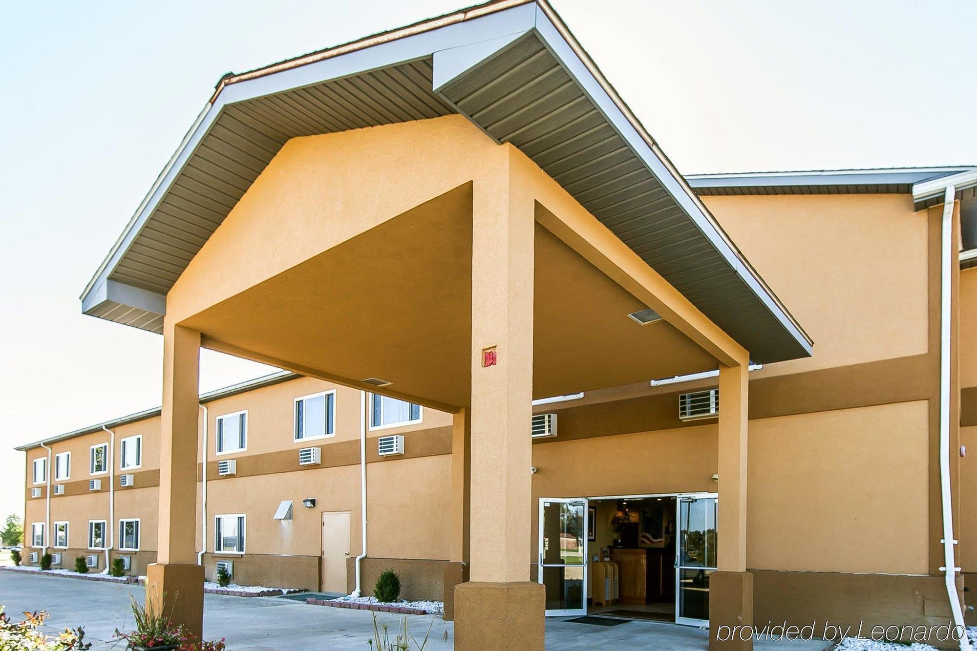 Quality Inn Seaman Exterior foto